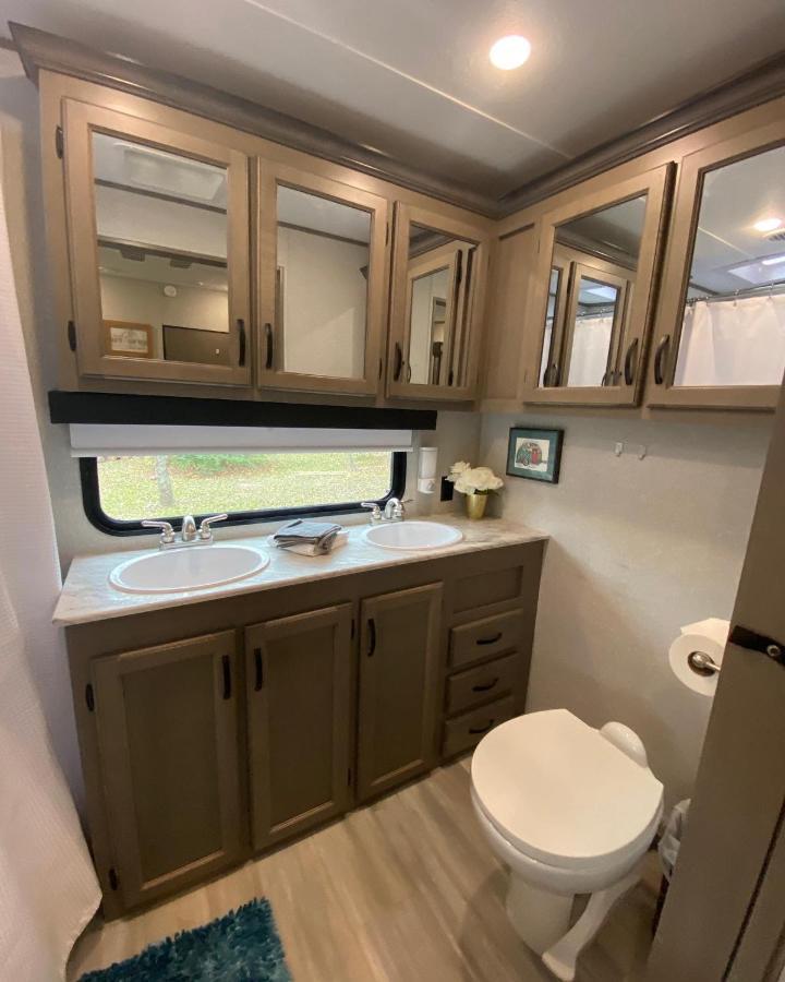 Cozy Rv Experience W/Pool+Spa Near Lake Conroe Willis Exterior foto